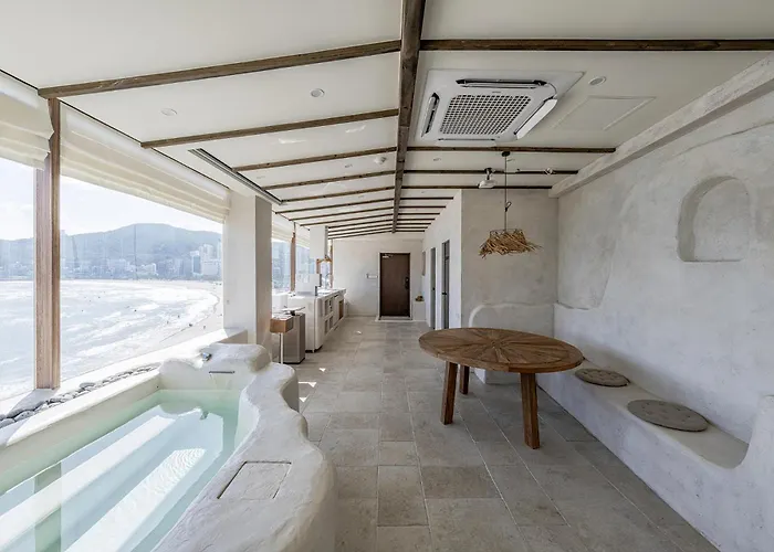 Hoho House Songjeong Hotel Busan