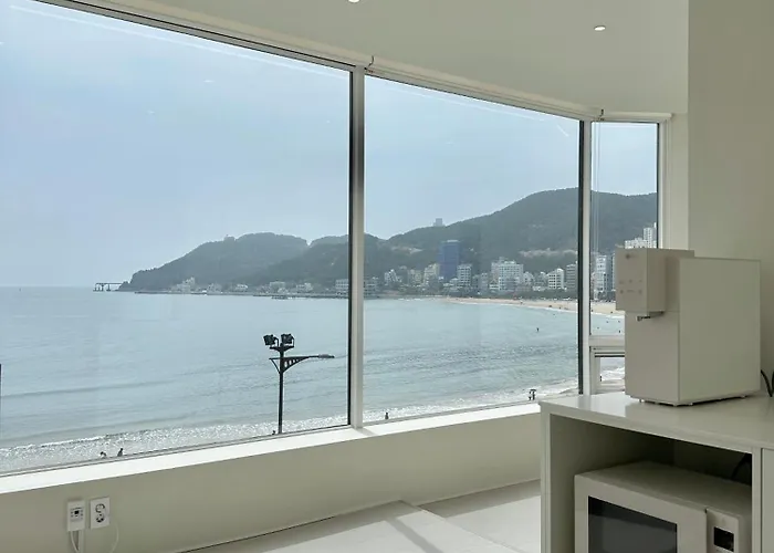 Hoho House Songjeong *
